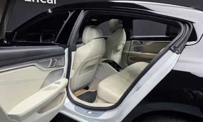 BMW 8-Series