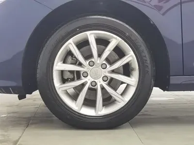 BYD MAX