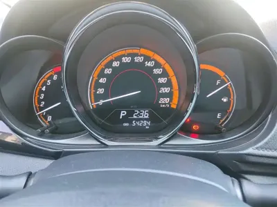 Toyota Yaris L