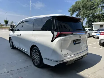 Buick GL8 Hybrid