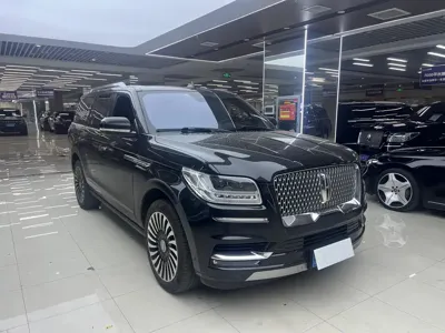 Lincoln Navigator