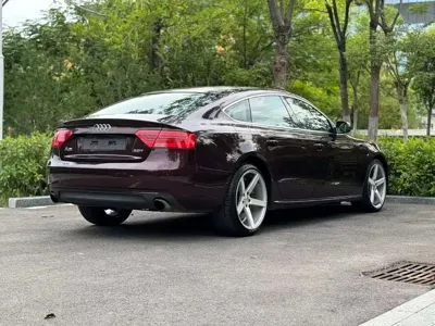 Audi A5 (Import)
