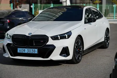 BMW i5