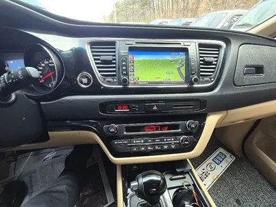 Kia Canival