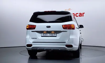 Kia Canival