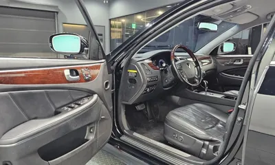 Hyundai Equus