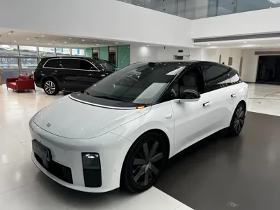 Li Auto 理想i6