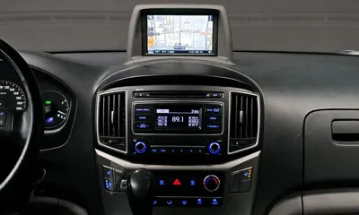Hyundai Starex