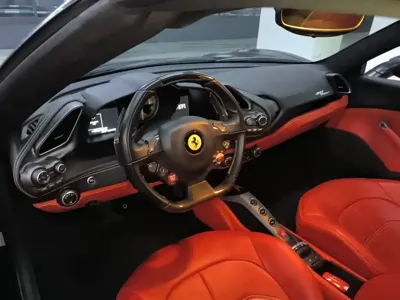 Ferrari 488