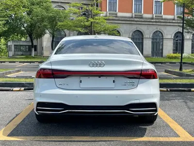 Audi A7L