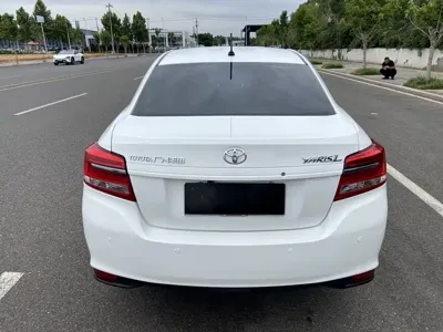Toyota Yaris L