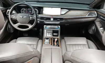 Genesis G90