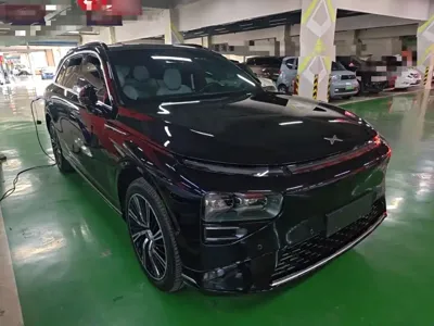 Xpeng G9