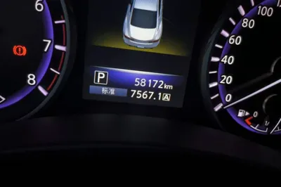 Infiniti Q60