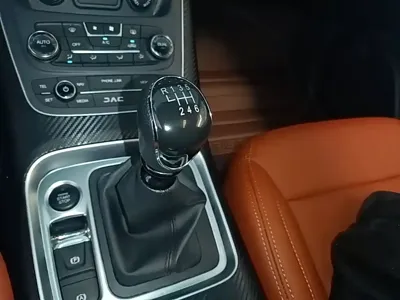 JAC Refine S7