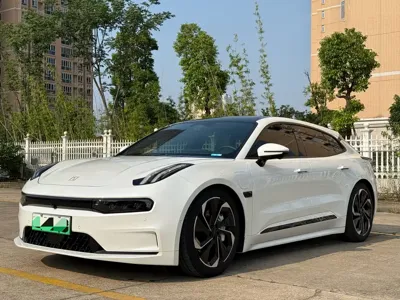 Zeekr 001