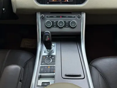 Land Rover Sport