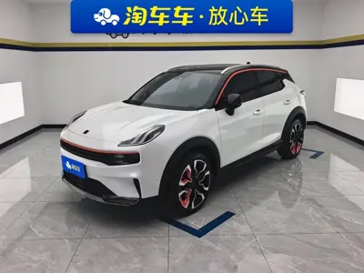 Lynk & Co 06