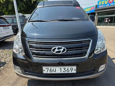 Hyundai Starex