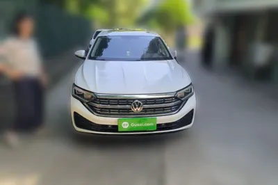 Volkswagen Sagitar