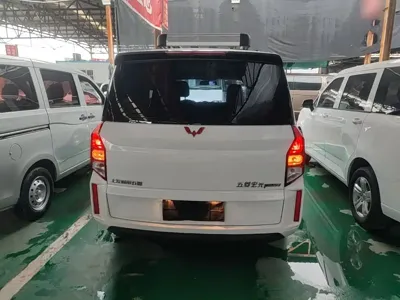 Wuling Hongguang Plus
