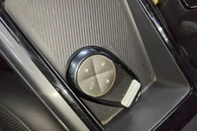 Nio ES8