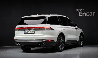 Lincoln Aviator