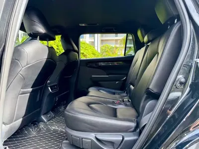 Toyota Crown Kluger