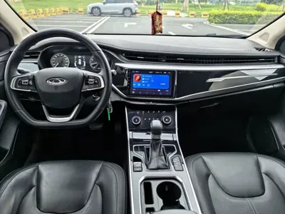 Chery Arrizo 5