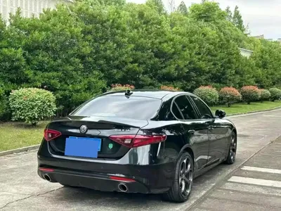 Alfa Romeo Giulia