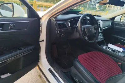 Ford Taurus