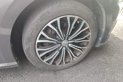 Volkswagen Phideon