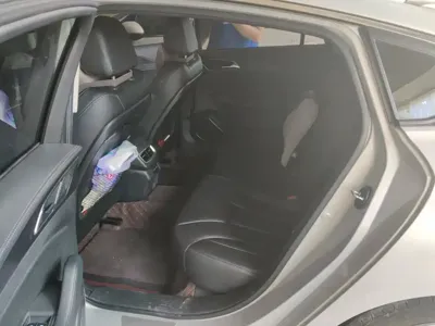 Hongqi Hongqi H5