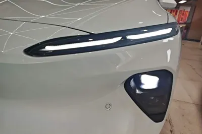 Nio ET7