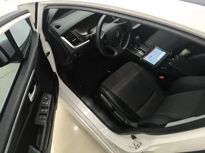 Honda Jade