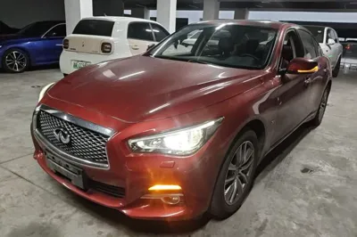 Infiniti Q50L