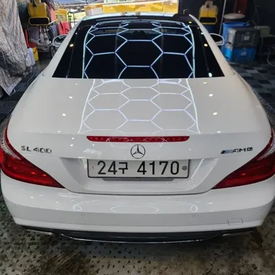 Mercedes-Benz SL-Class