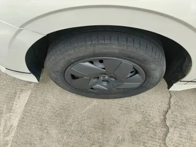 BYD e2