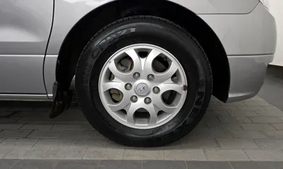 Hyundai Starex