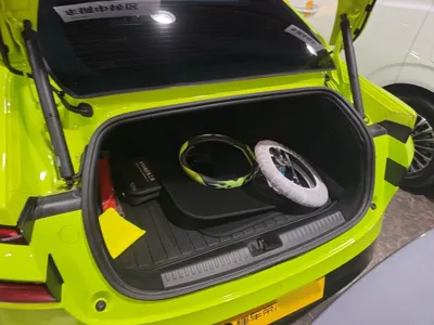 Xpeng P7