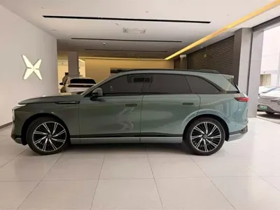 Xpeng G9