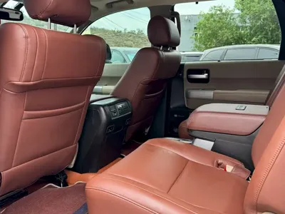 Toyota Sequoia