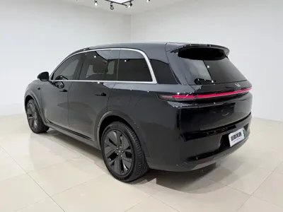 Li Auto Li L8