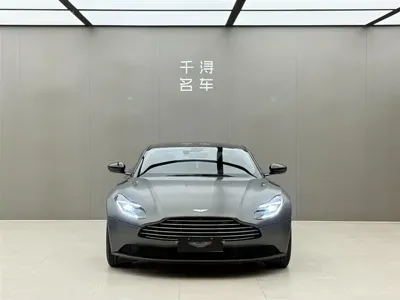 Aston Martin DB11