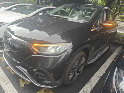 Mercedes-Benz EQE SUV