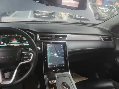 Roewe RX5 New Energy