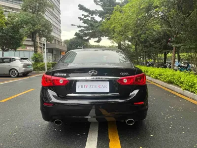 Infiniti Q50L