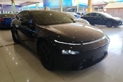 Xpeng P7