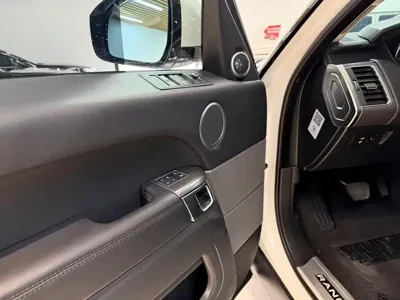 Land Rover Sport