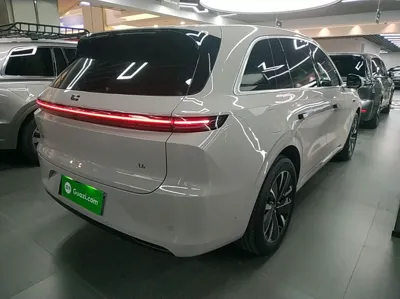 Li Auto L6